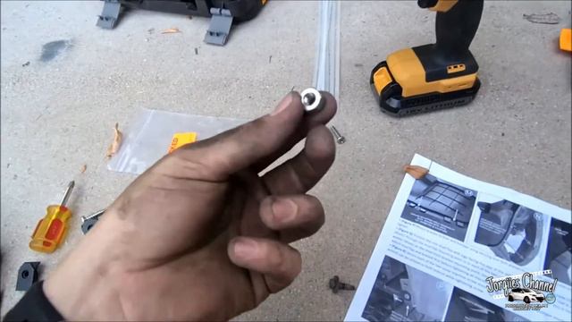 Installing (Rally Armor) Mud Flaps смотреть онлайн