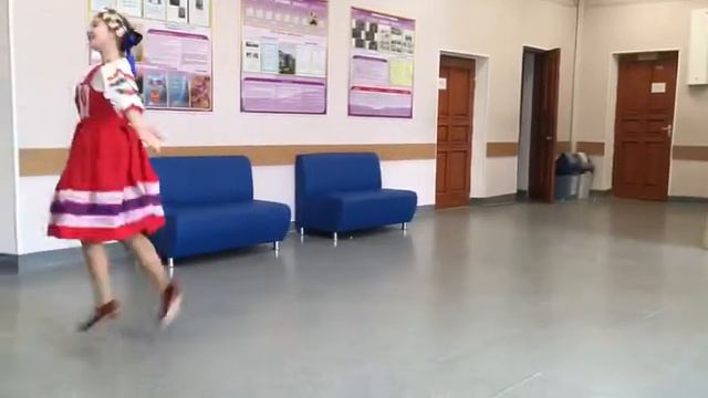 Весеннее поздравление учителей_2022 смотреть онлайн