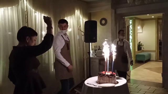 Вынос торта. Юбилей 50 лет