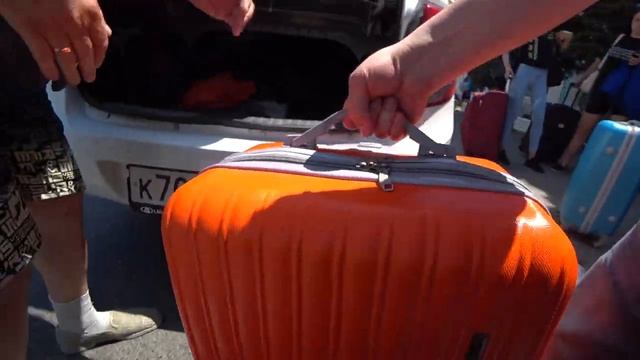 Поезд "Ласточка" Ростов-на-Дону - Новороссийск // Приехали в Геленджик! // Заселяемся в номер смотреть онлайн