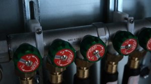 ТОПОВАЯ Система водоснабжения и отопления в квартире / Коллекторная система водоснабжения