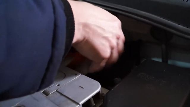 замена воздушного фильтра смотреть онлайн