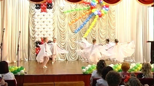 танец "Птицы белые" ко дню Победы смотреть онлайн