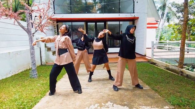 'MAVE: (메이브) - PANDORA' DANCE COVER BY DE LUNA | DANCE PROJECT ID смотреть онлайн