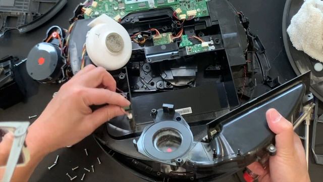 Roborock Fan Speed Lowered, Check Filter, Blocked Strainer, Error 10 Take Apart, Fan Replacement смотреть онлайн