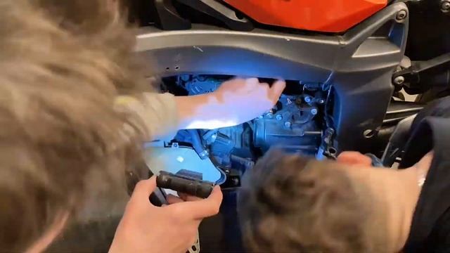 Ремонт корзины сцепления мотоцикла BMW K 1300S смотреть онлайн