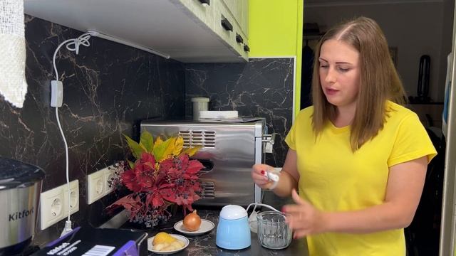 Обзор на компактный измельчитель Kitfort KT-3092 | самый лучший маленький помощник на вашей кухне ? смотреть онлайн