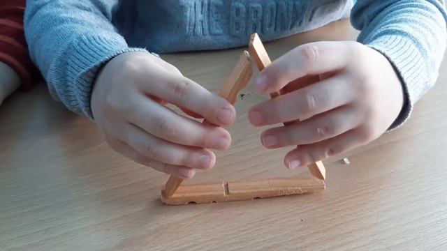 Clothespin Rocking Chair /кресло-качалка из деревянных прищепок /TaronAren смотреть онлайн