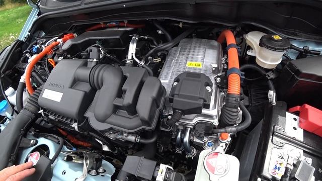 Сравнительный обзор honda jazz crosstar109 л hybrid 2020года, и honda hr v 1.5 turbo185 л 2020 года смотреть онлайн