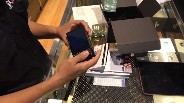 Sony RX100 Mark 3 unboxing (Premium Compact Camera) shoot on iphone 7 смотреть онлайн
