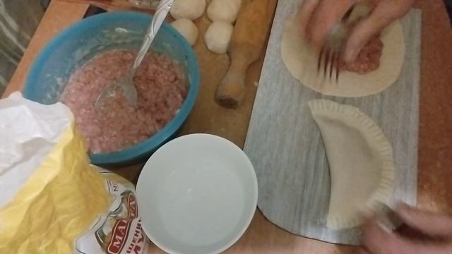 Чебуреки домашние