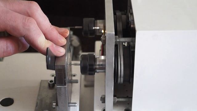 Станок для нарезки резьбы на серьгах-пусетах. Часть 3 смотреть онлайн