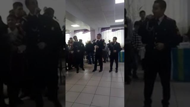 "Обманул он сердце" (А. Биштов, М. Тхагалегов) в исполнении суворовцев. смотреть онлайн