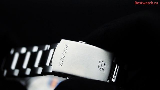 Мужской кварцевый хронограф Casio EF-562D-1A смотреть онлайн