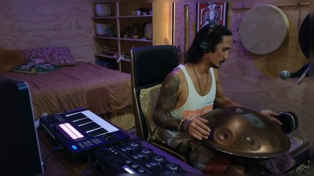 Ayasa F# Low Pygmy 21 | Boss RC-505 | Headrush Looperboard