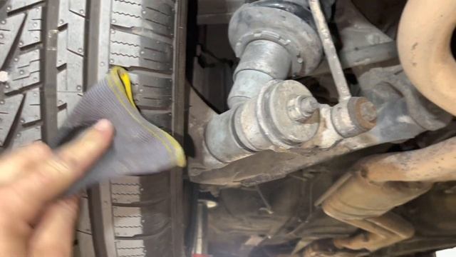 1986 Porsche 928 - Gas Tank Removal. смотреть онлайн