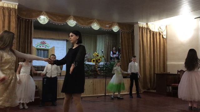 Свято 8 березня 2020р. Танець "Мамин вальс" с.Зелений Ріг Бузівська ОТГ. Гурток "Світ руками дітей" смотреть онлайн