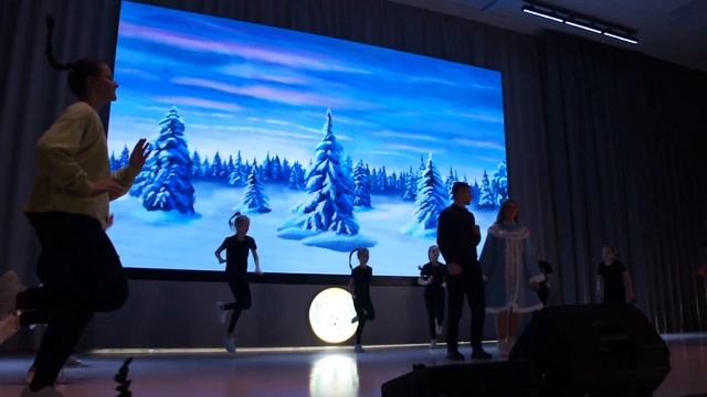 20.12.22. В актовом зале школы № 22 РнД. 1 смотреть онлайн
