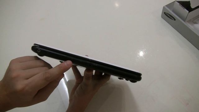 Samsung Chromebook Series 5 Unboxing and Hands On смотреть онлайн