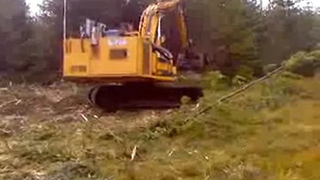 JCB JS 130 with mulcher смотреть онлайн