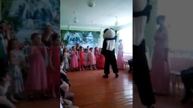 выпускной в детском саду))) панда жива смотреть онлайн