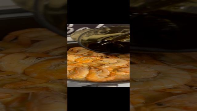 Вкуснейшие креветки в соевом соусе.