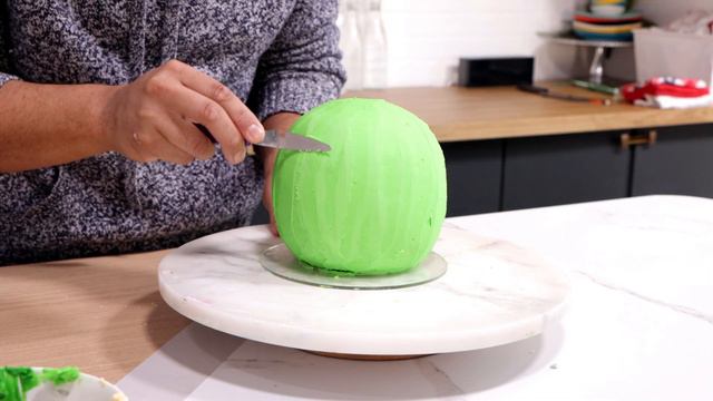 MONSTERS, INC. Buttercream Cake! смотреть онлайн