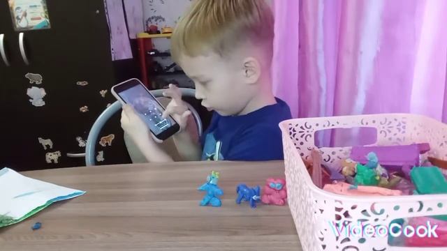 Радужные друзья из Roblox. Вова видео лепка. Игра Роблокс. смотреть онлайн