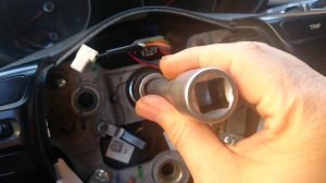 Как снять подушку безопасности, руль и улитку. Киа Рио 4