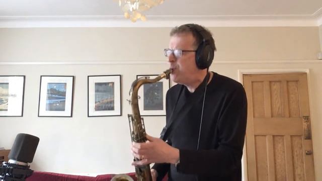 Theo Travis SHREDS 'Max Deranged' смотреть онлайн