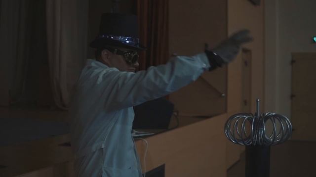 Новогодняя лаборатория Деда Мороза - праздник от арт-студии ЧудоДиво смотреть онлайн