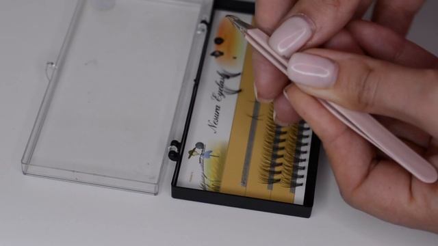 НАКЛАДНЫЕ РЕСНИЦЫ | КАК ПРИКЛЕИТЬ ИХ САМОСТОЯТЕЛЬНО? смотреть онлайн