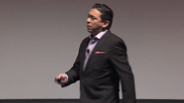 Disruptive Innovation - Brian Solis Keynotes Financial Forum X 2018 смотреть онлайн