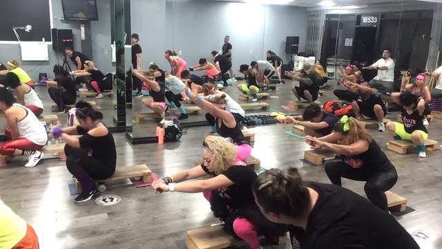 Step y cardio con Daniel vital смотреть онлайн