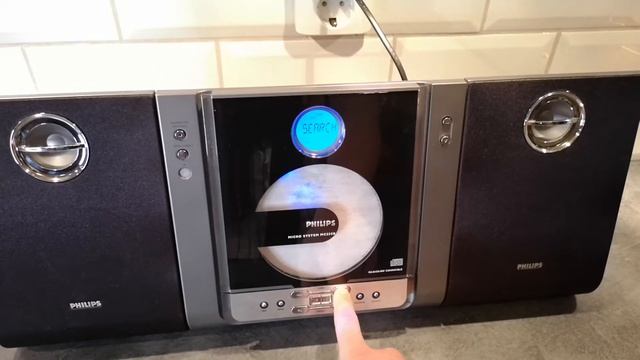 Philips CD-spelare MC235B Funktionstest Via Tradera смотреть онлайн