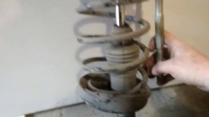 Замена амортизаторов, Замена передних амортизаторов, замена стоек Renault Clio Symbol