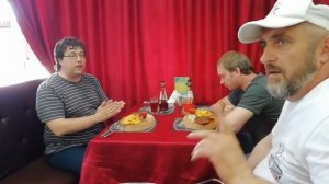 Подписчики у Георга. Стейки