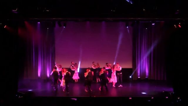 Broadway vs Dessin animé - Gala 2018 - bachata sensual débutant - Kirt et Marion смотреть онлайн