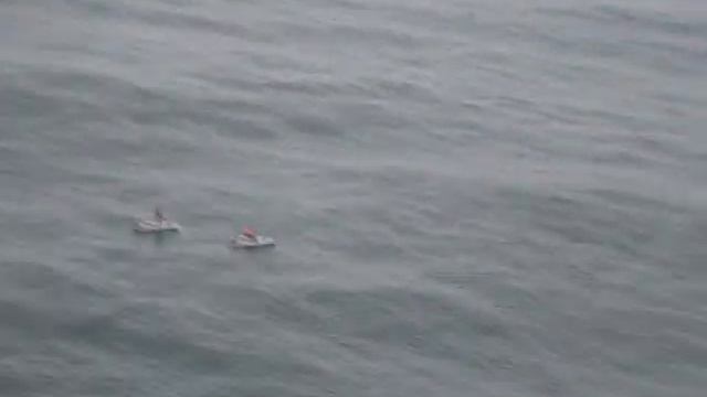 Russian jet skis group near Ratmanova and L. Diomede islands смотреть онлайн