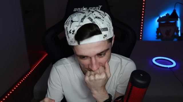 ЗАДОНАТИЛ ВСЕ ДЕНЬГИ ради РОНАЛДО 102 в ФИФА МОБАЙЛ! смотреть онлайн