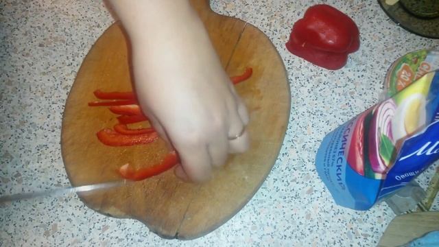 Рецепт очень вкусного салата с грушей смотреть онлайн