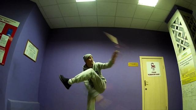 Фристайл нунчаку видео уроки- простые подкидывания в даблах смотреть онлайн