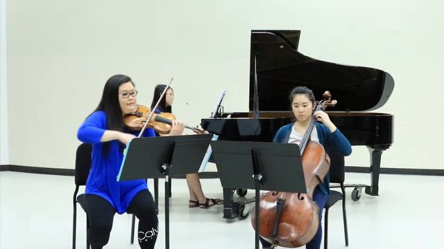 Haydn Piano Trio 39 in G major, Hob XV:25 I Gypsy Trio I Esther Charis Trio I смотреть онлайн