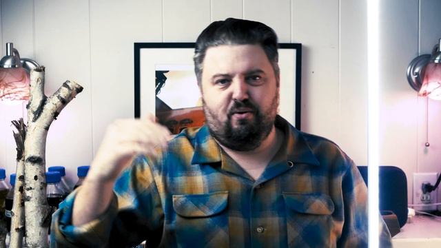 Sultan Pasha Attars Roulette:3/5 Tobacco, Oud, Rose, Ambergris, Civet, Musk, Orris, Top Ingredients