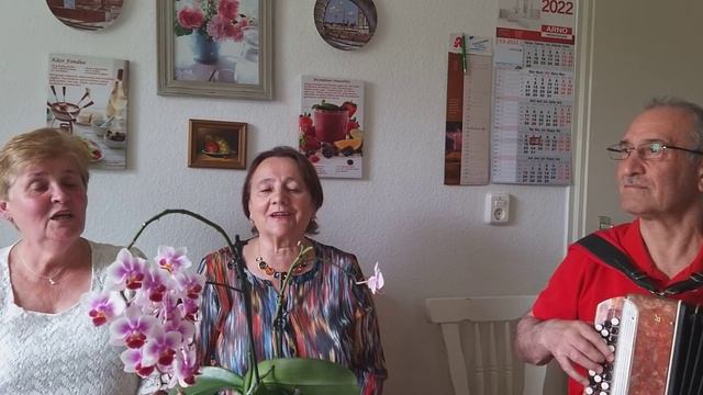 "Schön ist die Jugend"- Alte deutsches Lied. 10.05.2022. смотреть онлайн