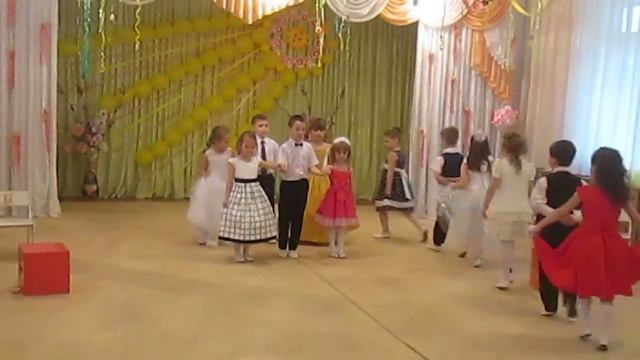 ОЧЕНЬ нежный вальс МАЛЫШЕЙ!!!!!!!!!!!!!! смотреть онлайн