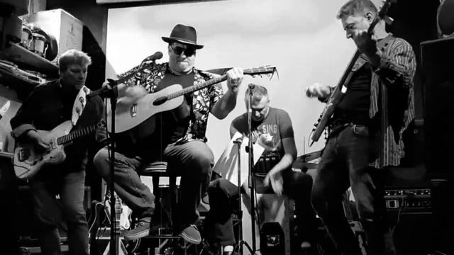 Money Makers - Misirlou (Dick Dale cover) смотреть онлайн