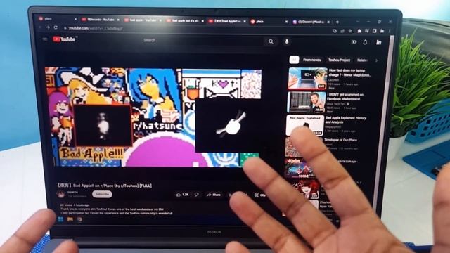The touhou community is insane r/place 2023 - Bad Apple смотреть онлайн