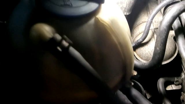 Датчик температуры охлаждающей жидкости своими руками в Фольксвагене Крафтер смотреть онлайн