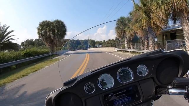 How to safely brake in a curve. смотреть онлайн